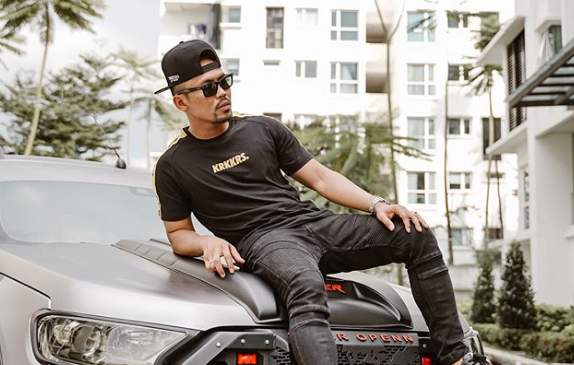 “Tolong faham dan jangan gaduh-gaduh, benda simple saja” – Shuib rayu netizen ‘hadam’ permintaan golongan selebriti – Hiburan | mStar_5e800c480705a.png