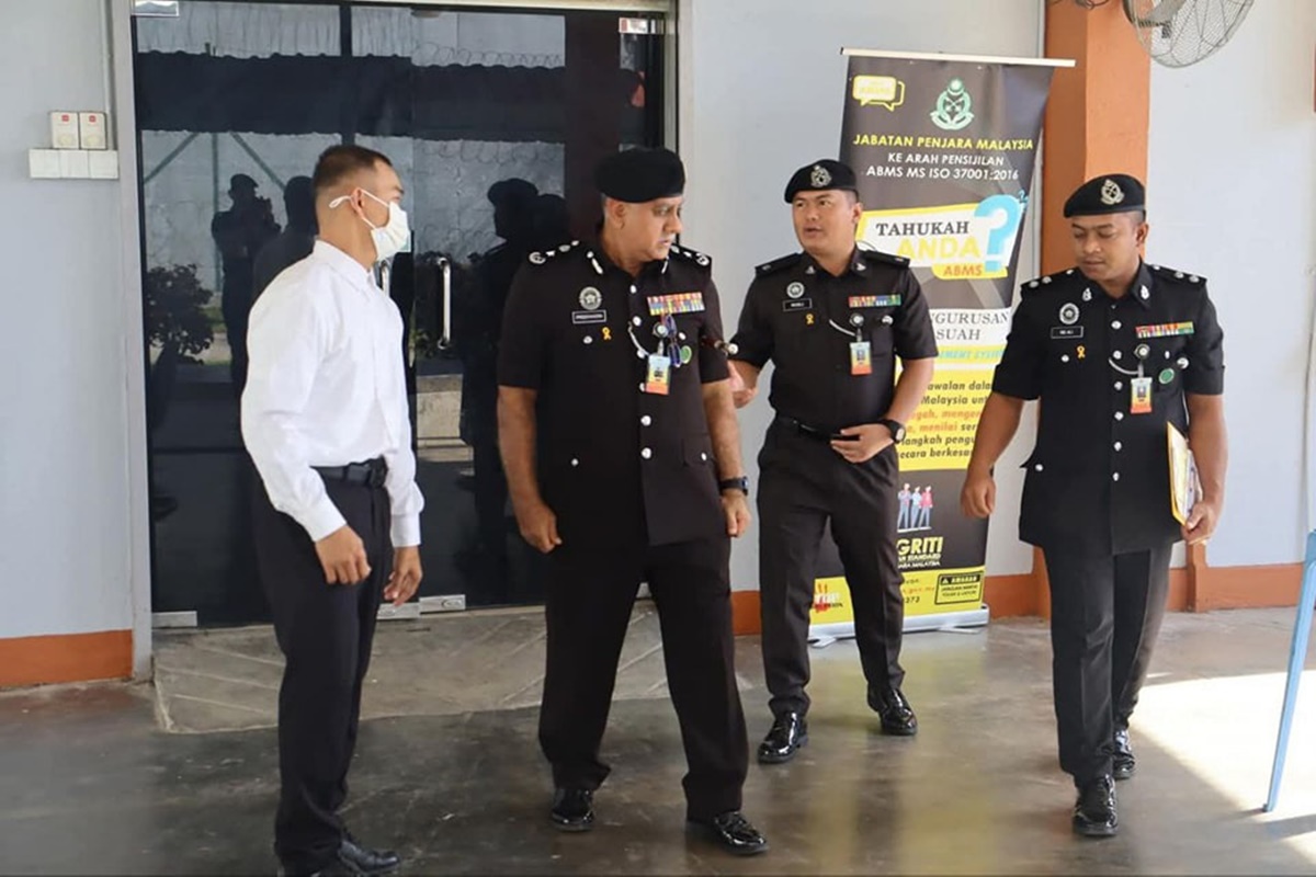banduan bergelar doktor falsafah